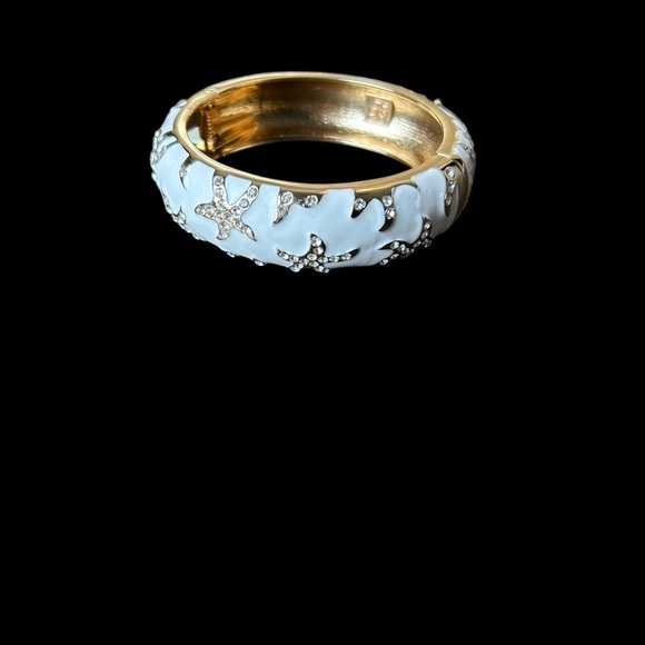 Tommy Bahama NWT Rhinestone and White Enamel Gold Tone Hinge Bracelet - Picture 11 of 12